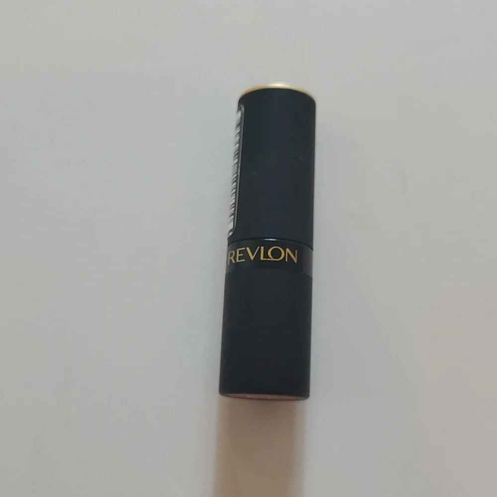 Revlon Red Matte Lipstick Classic Elegance
